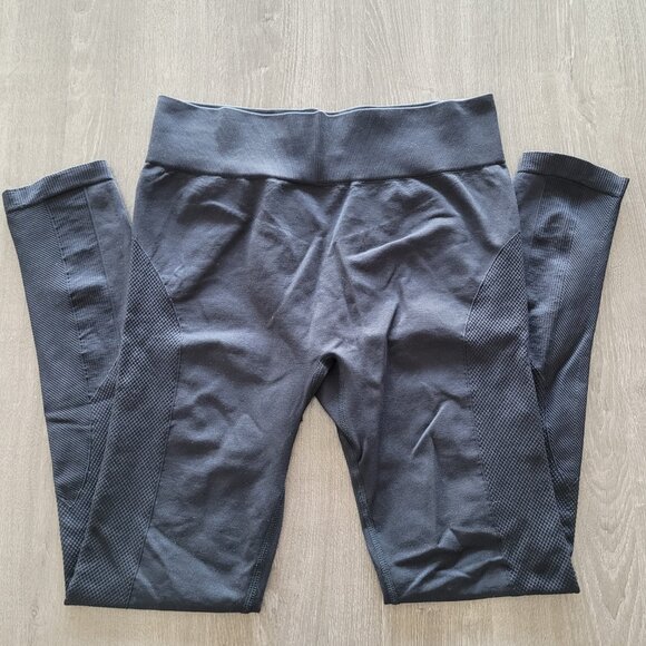 SHEIN Leggings - Picture 2 of 5